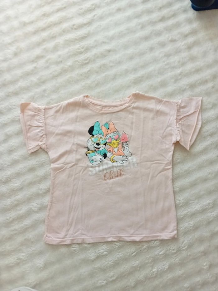 Tshirt fille 4/5ans Disney 🌸🩷