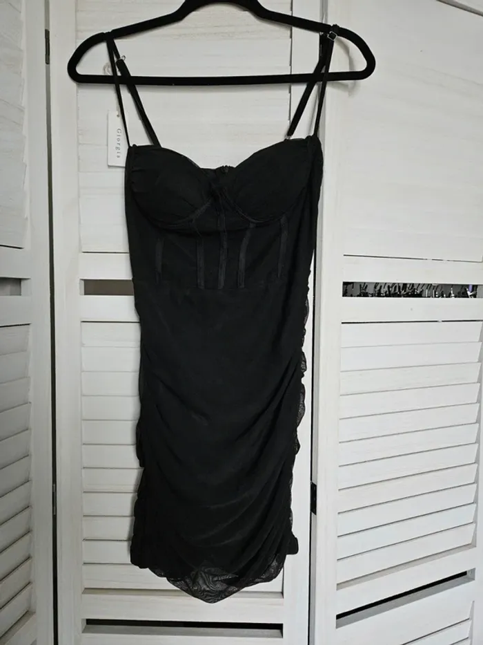 Robe noir T.S/M - photo numéro 2