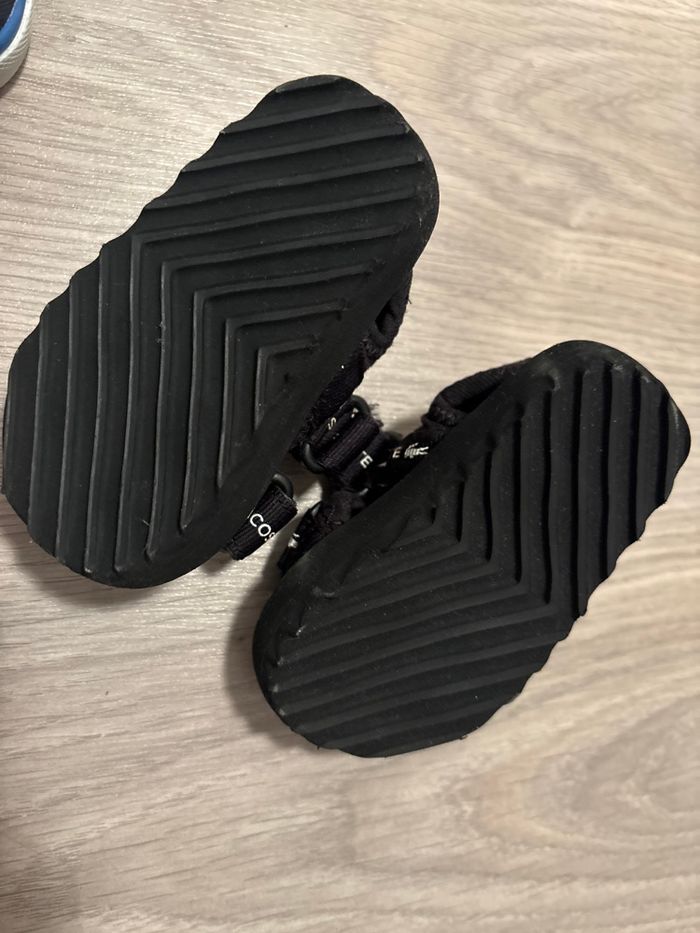 Claquettes Lacoste - photo numéro 2