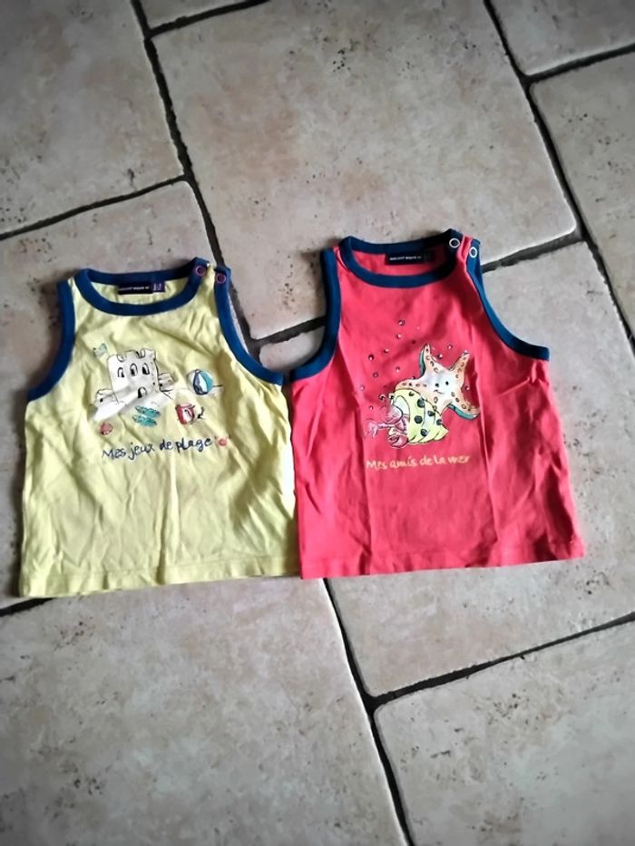 Débardeurs taille 9 mois