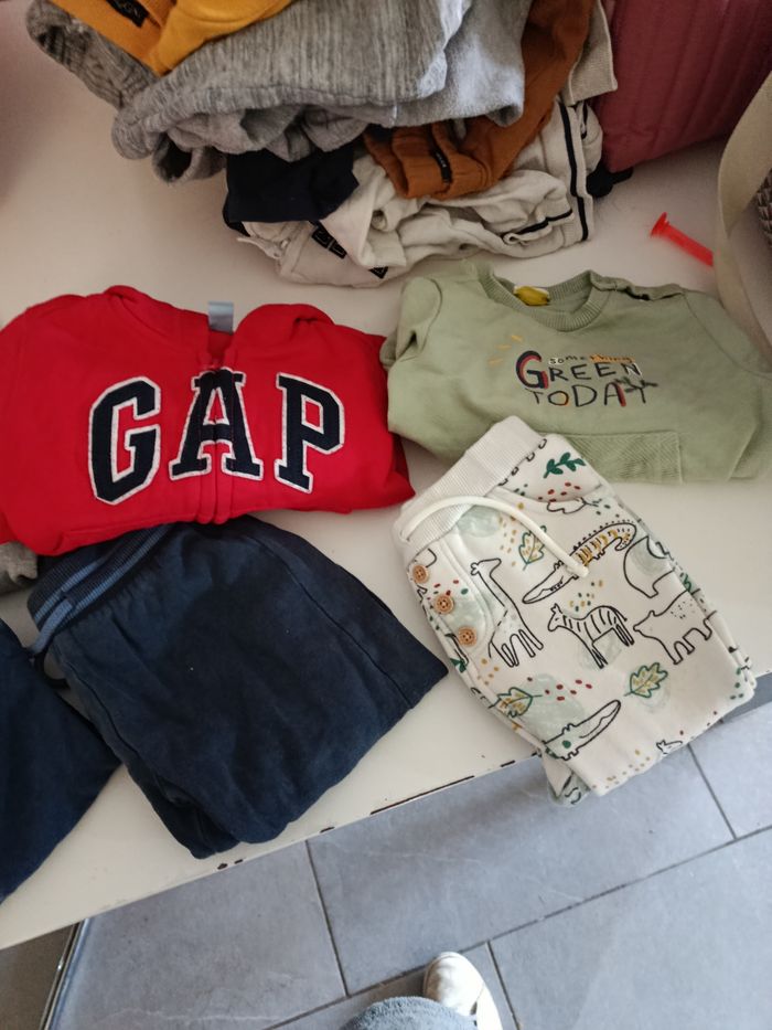 4 ensemble jogging 18 mois - photo numéro 2