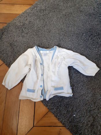 Gilet obaibi taille 3 mois