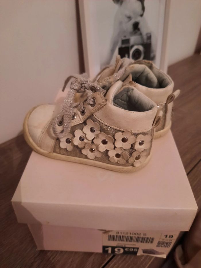 Chaussure blanche p19 - photo numéro 3