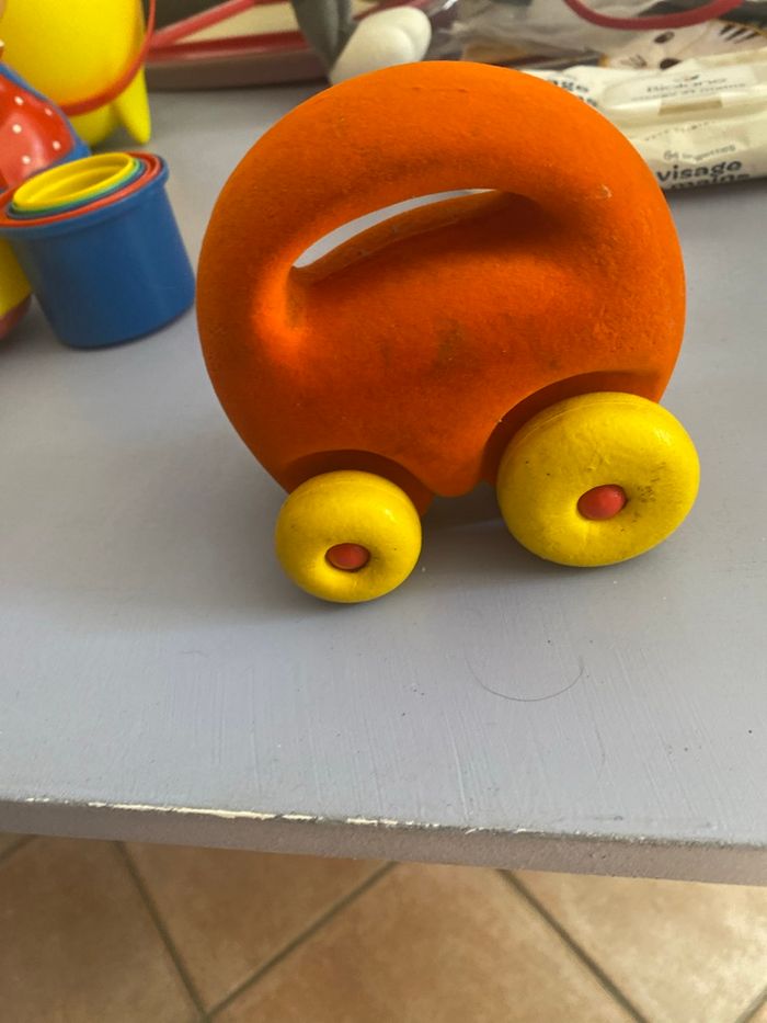 Voiture - photo numéro 2
