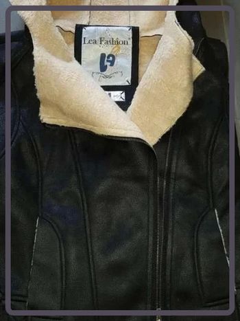 Veste sans  manches "Lea  fashion"  taille M neuf