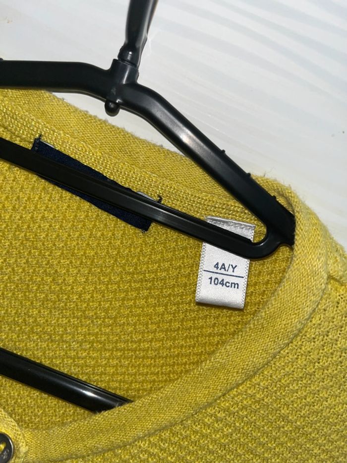 Gilet en laine jaune - photo numéro 4