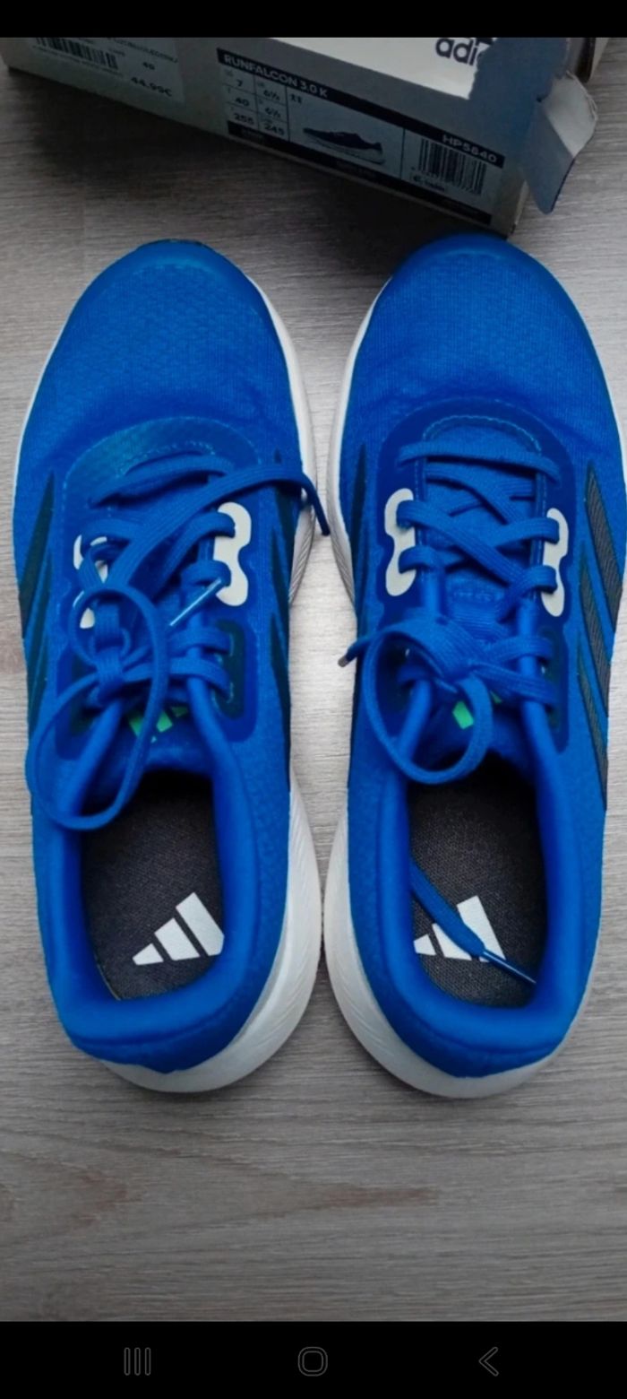 Baskets Adidas 40 - photo numéro 3