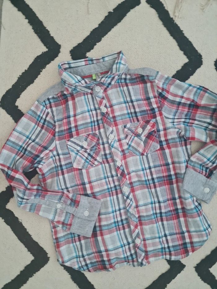 Chemise 6 ans excellent etat - photo numéro 4