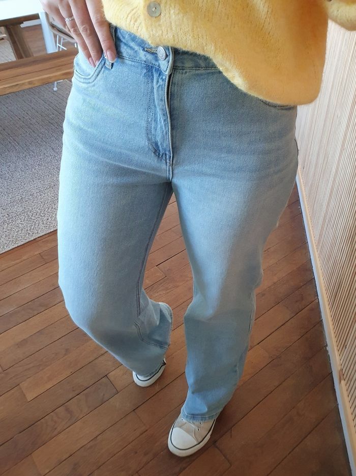 Jean large bleu clair Beauvais Taille 38 (taille grand) - photo numéro 4