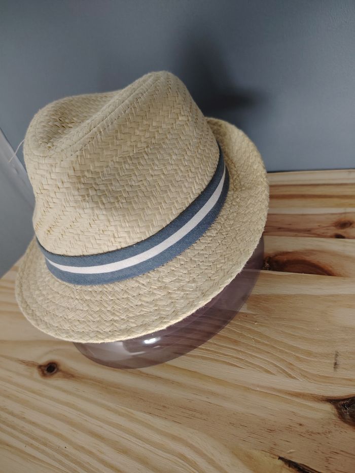 Chapeau - photo numéro 2