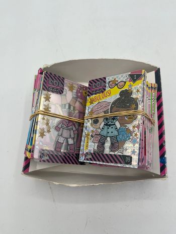 Lot 180 trading cards lol surprise