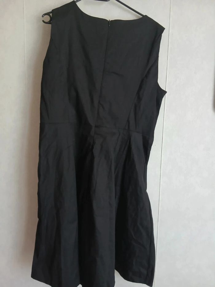 Robe taille 4XL - photo numéro 5