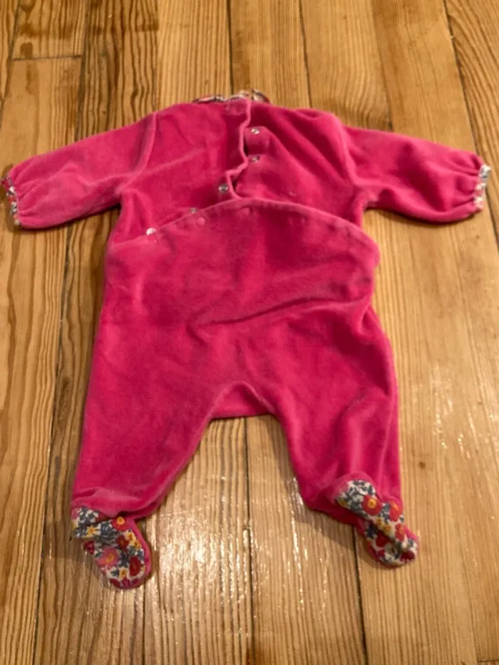 Pyjamas naissance et 1 mois fille en velours - photo numéro 8