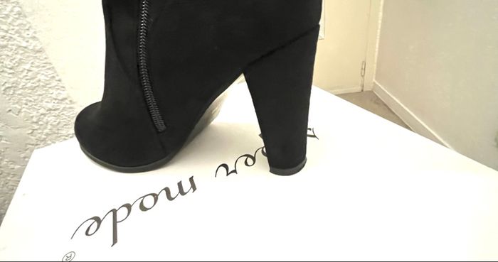 Cuissarde à talon - photo numéro 4