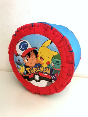 Pokeball Pokémon Pikachu pinata
