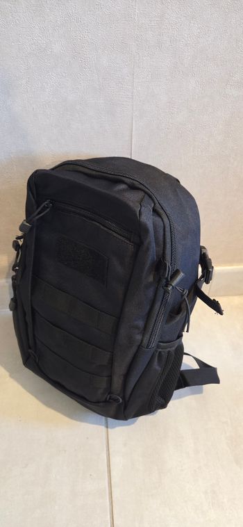 Sac à dos multipoches tactique noir 30L