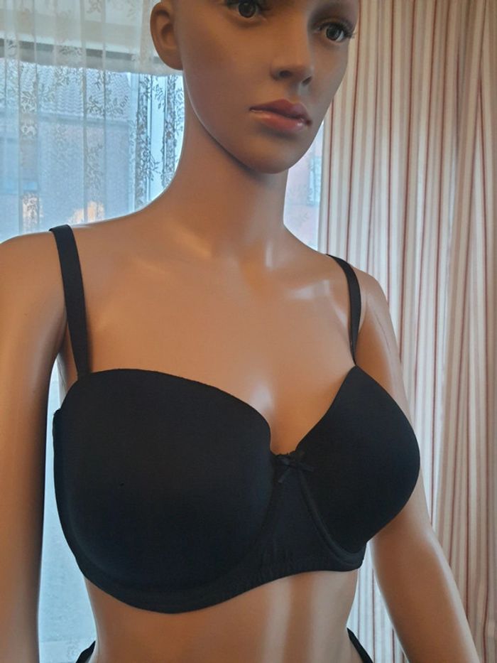 Soutiens-gorge noir Hunkemöller fr 90F - photo numéro 3