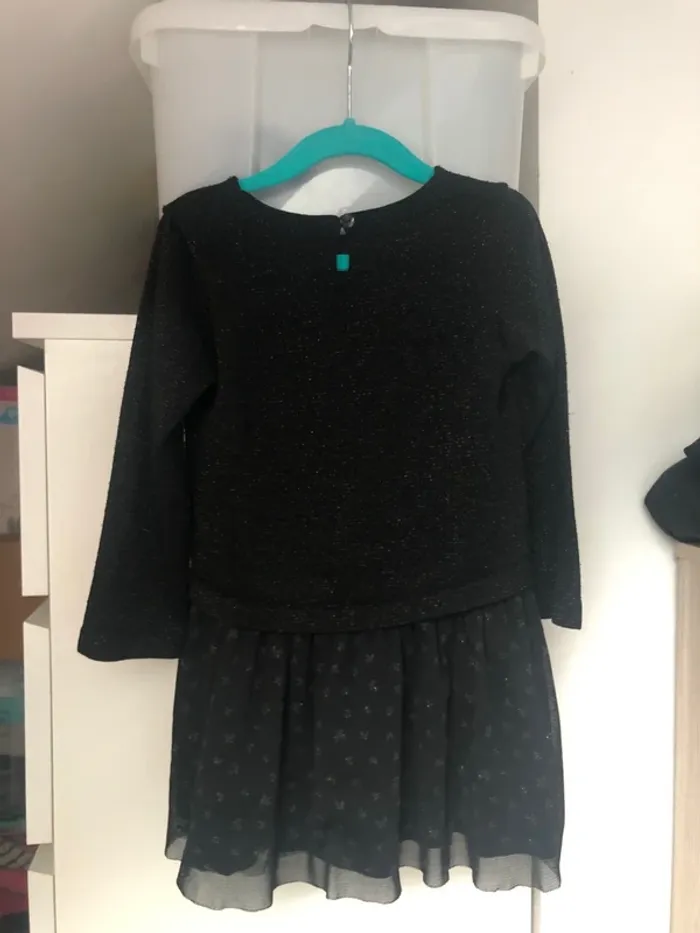 Robe. - photo numéro 2