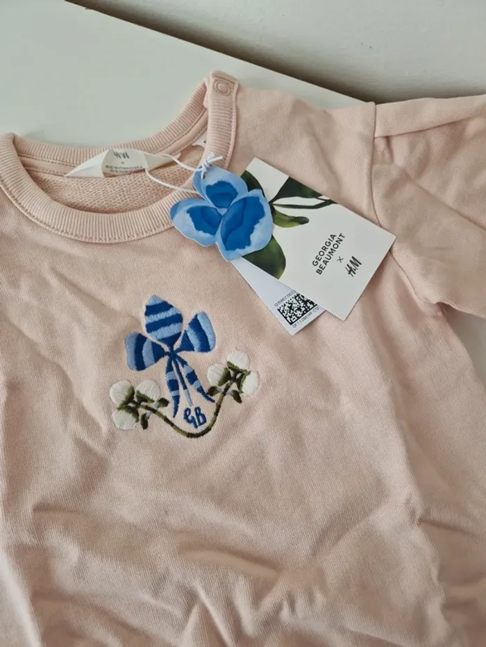 Sweet rose fleur brodé 9-12mois neuve H&M Georgia Beaumont - photo numéro 2