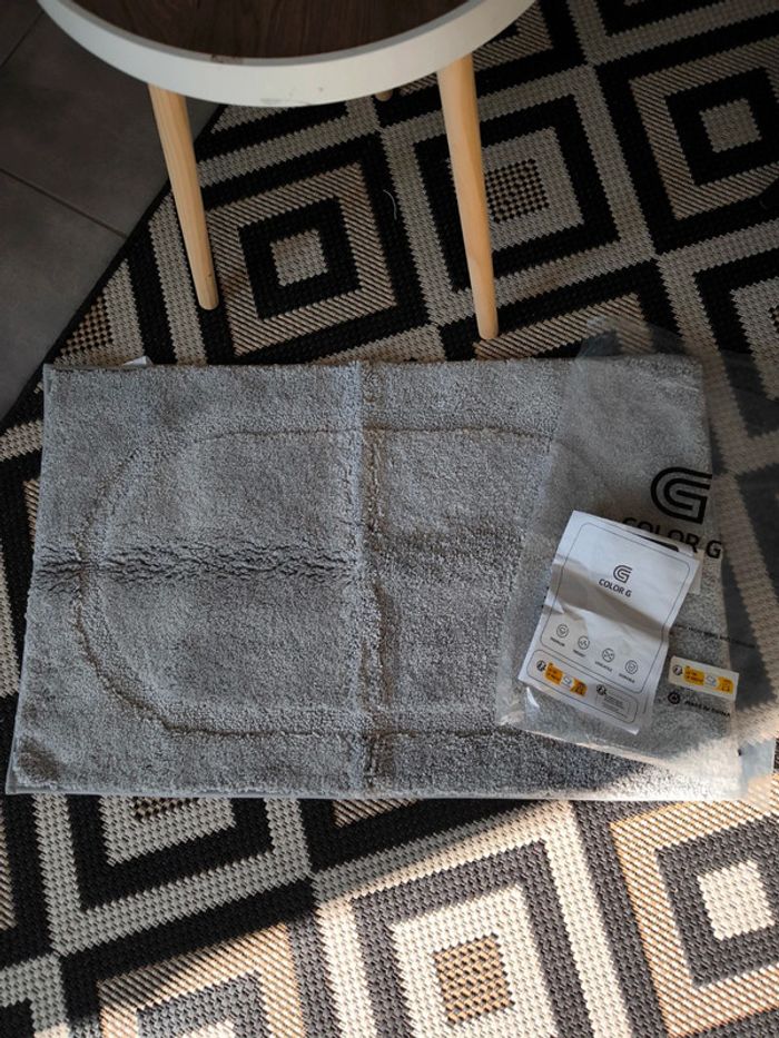 Tapis de bain 50*80cm neuf - photo numéro 2