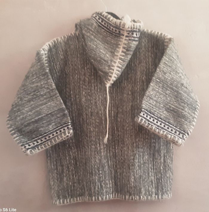 Veste  kachabia  5/6ans - photo numéro 2