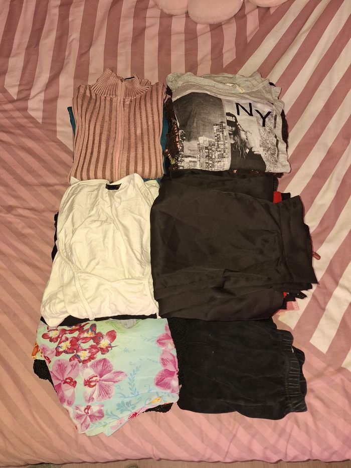 Lot vêtements taille M