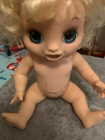 Poupée baby alive hasbro