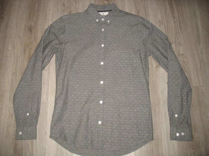 CHEMISE ML GRISE "BIZZBEE" - TAILLE S - n°01 - photo numéro 3