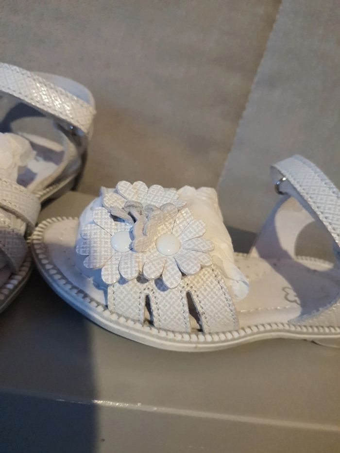 Sandales nu-pieds en cuir Little Mary pointure 25 neuf avec étiquettes - photo numéro 2