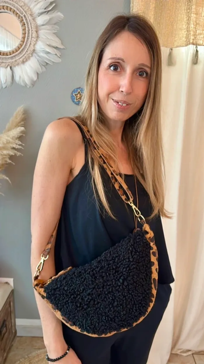Sac demie lune noir bouclette et imprimé cuir léopard - photo numéro 3
