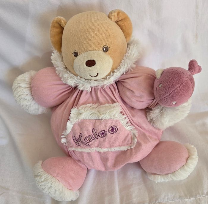 Doudou peluche ours rose igloo avec baleine - Kaloo - photo numéro 2