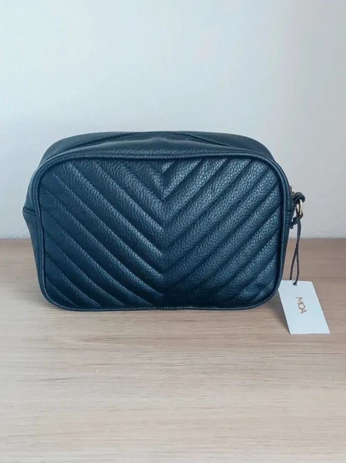 Pochette noir chevron similicuir / MOA - 25×17×8cm - photo numéro 2