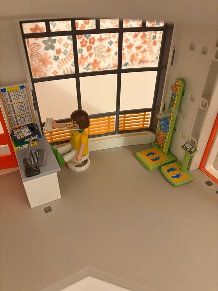 Hôpital pédiatrique Playmobil - photo numéro 2