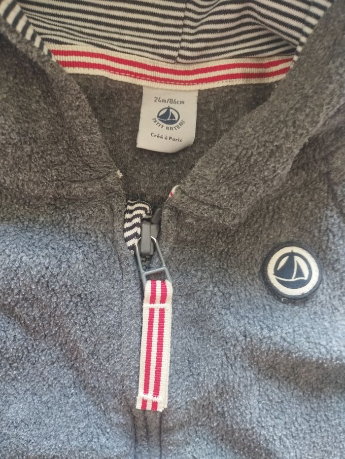 Sweat zippé 24 mois  ⛵ - photo numéro 2