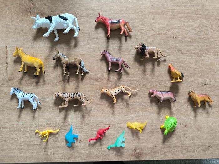 Lot figurines animaux