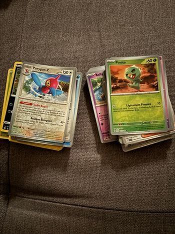 Lot 100 cartes Pokémon