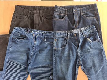4 jeans taille 14 ans