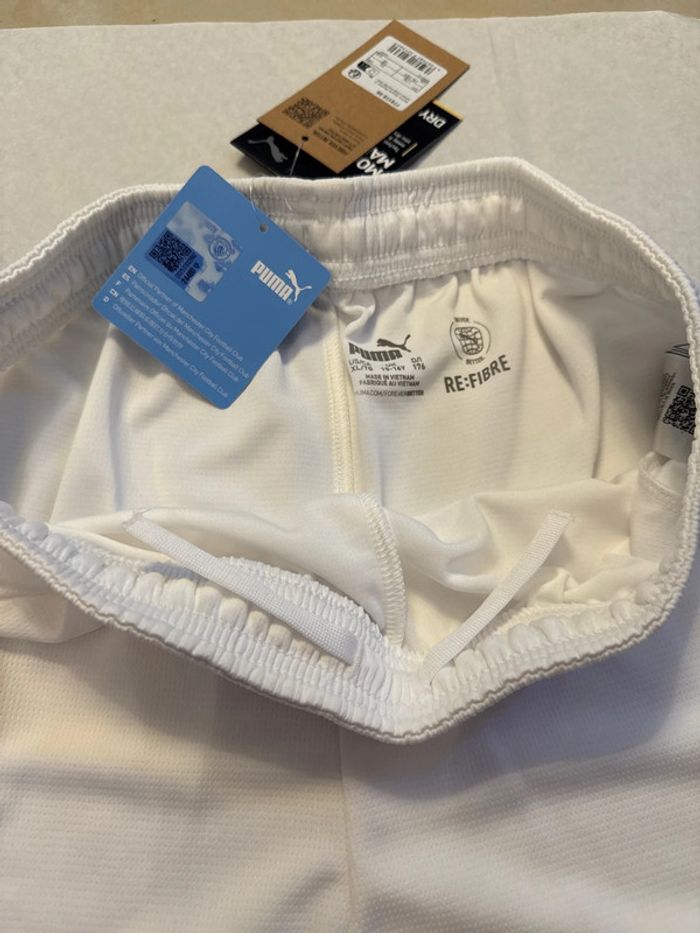Short de foot Puma équipe Manchester City taille 15/ 16 ans authentique neuf - photo numéro 6