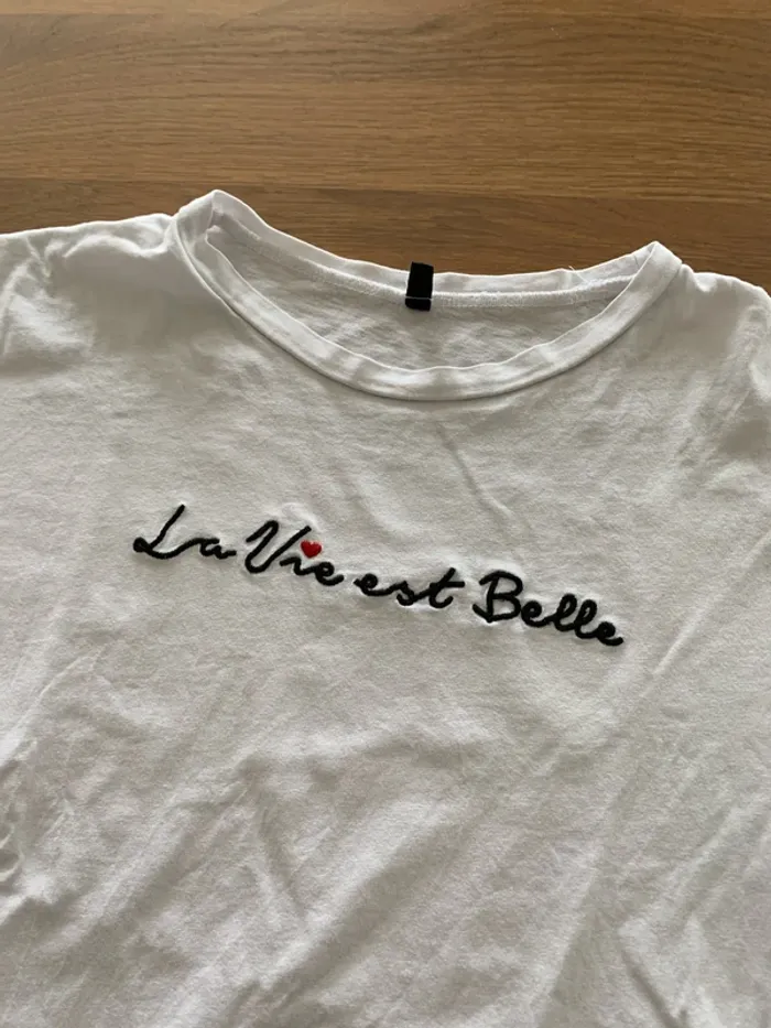 Tee shirt la vie est belle - photo numéro 2