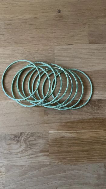 Lot bracelet vert