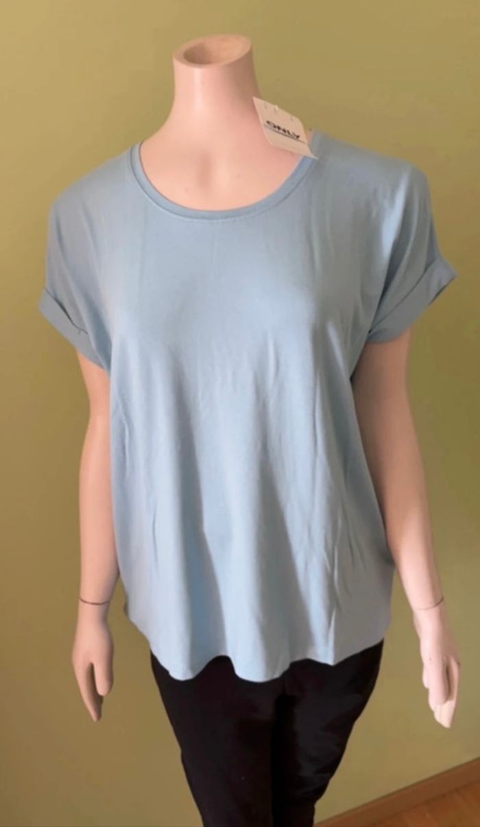 👕 Tee-shirt - manches courtes - bleu ciel - Only - neuf - Taille L 42 - photo numéro 1