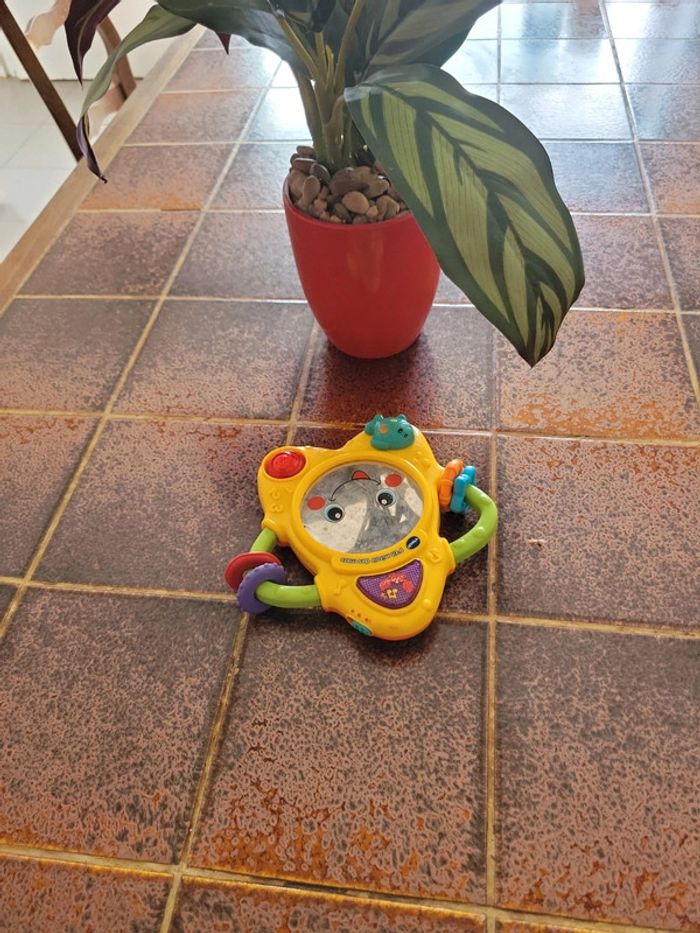 Jouet VTech p'tit miroir des mers,