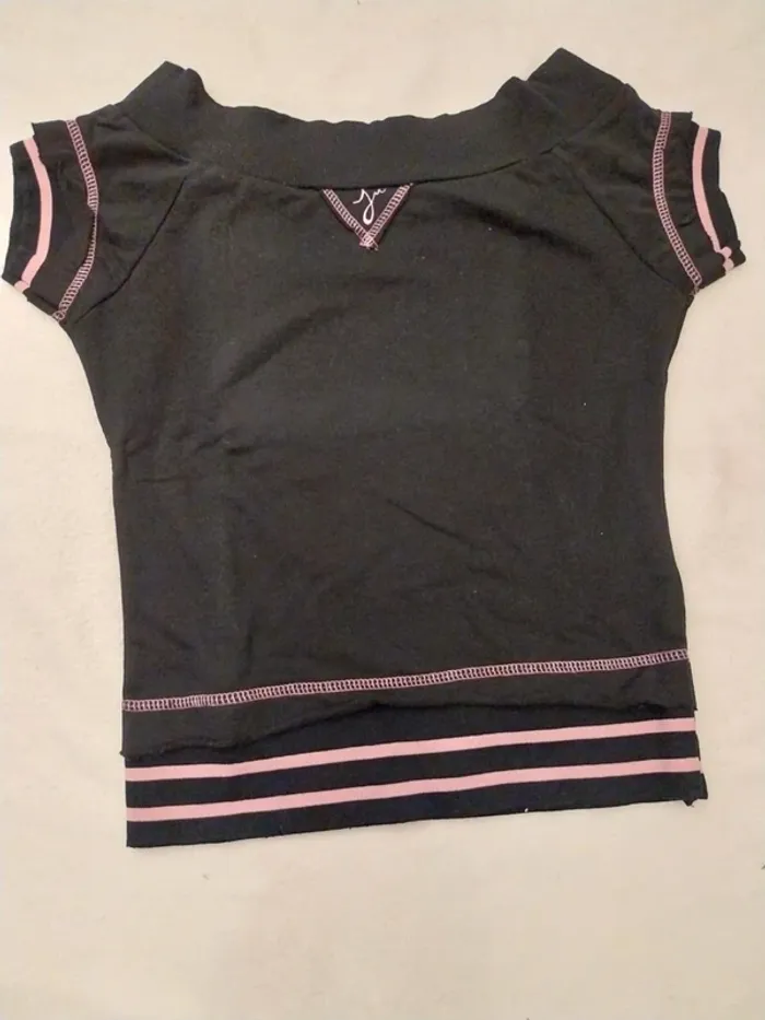 Haut noir et rose T36/38 - photo numéro 2