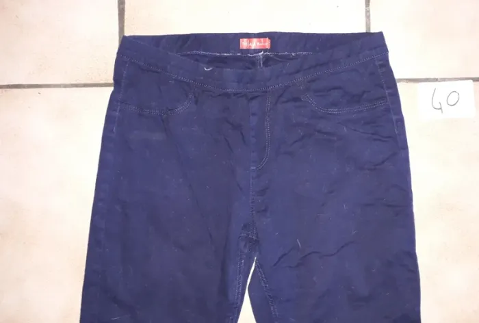 Pantalon femme T 38 - photo numéro 2