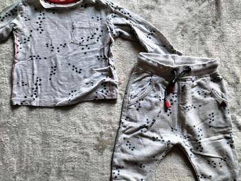 Ensemble taille 6/9 mois