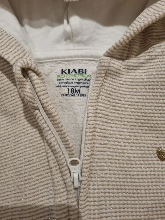 Gilet zippé 18M très peu porté - photo numéro 3