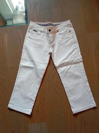 Jeans 3/4 Écru marque Dolce Gabbana taille américaine 27 Fr 36/38
