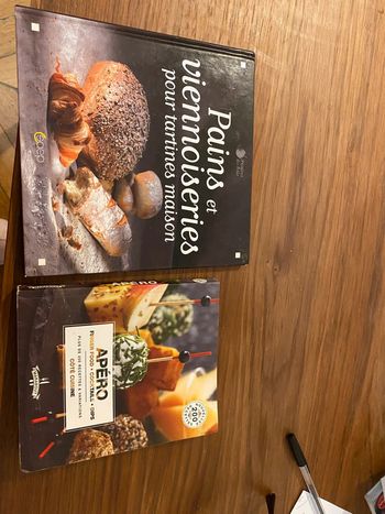 Lot livres de cuisine :Apéro - et petits pains et viennoiseries