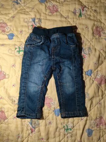 Jean 6 mois