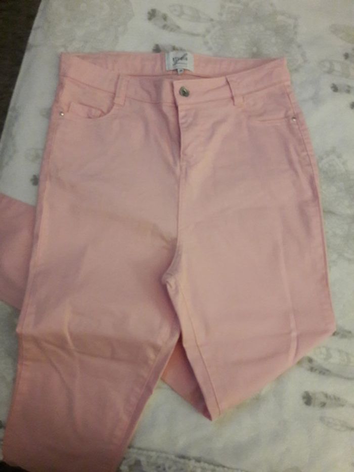 Jean/pantalon rose neufT38